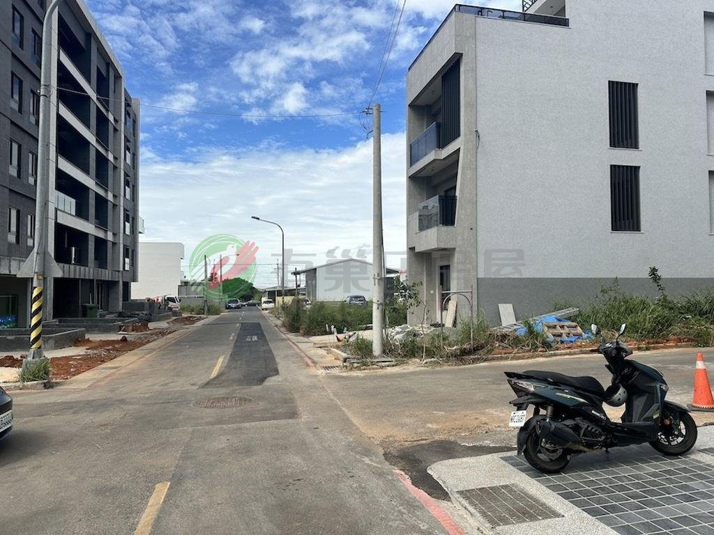 東海藝術街住三建地｜全區唯一釋出（第 2 張，共 6 張）