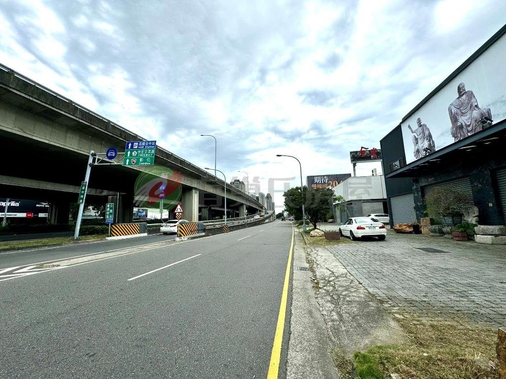 西屯正環中路農地廠房可用約700坪可直接收租
