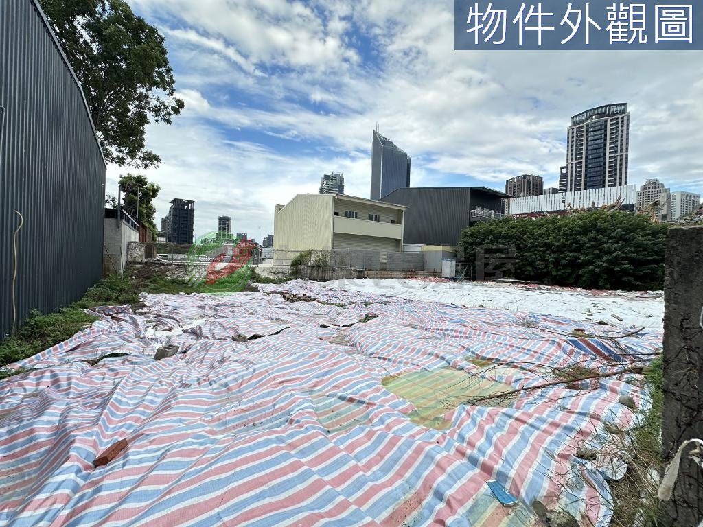 西屯單元二龍富段｜核心住宅建地釋出，可蓋2戶（第 2 張，共 6 張）
