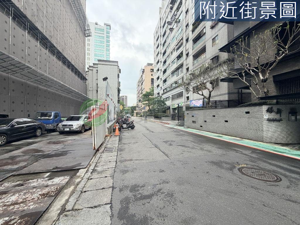 敦南蛋黃區｜AI智慧停車塔｜敦南綠舞停車塔（第 2 張，共 6 張）