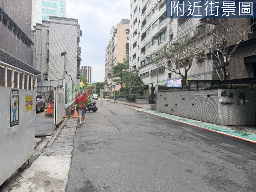敦南蛋黃區｜AI智慧停車塔｜敦南綠舞停車塔（第 4 張，共 6 張）