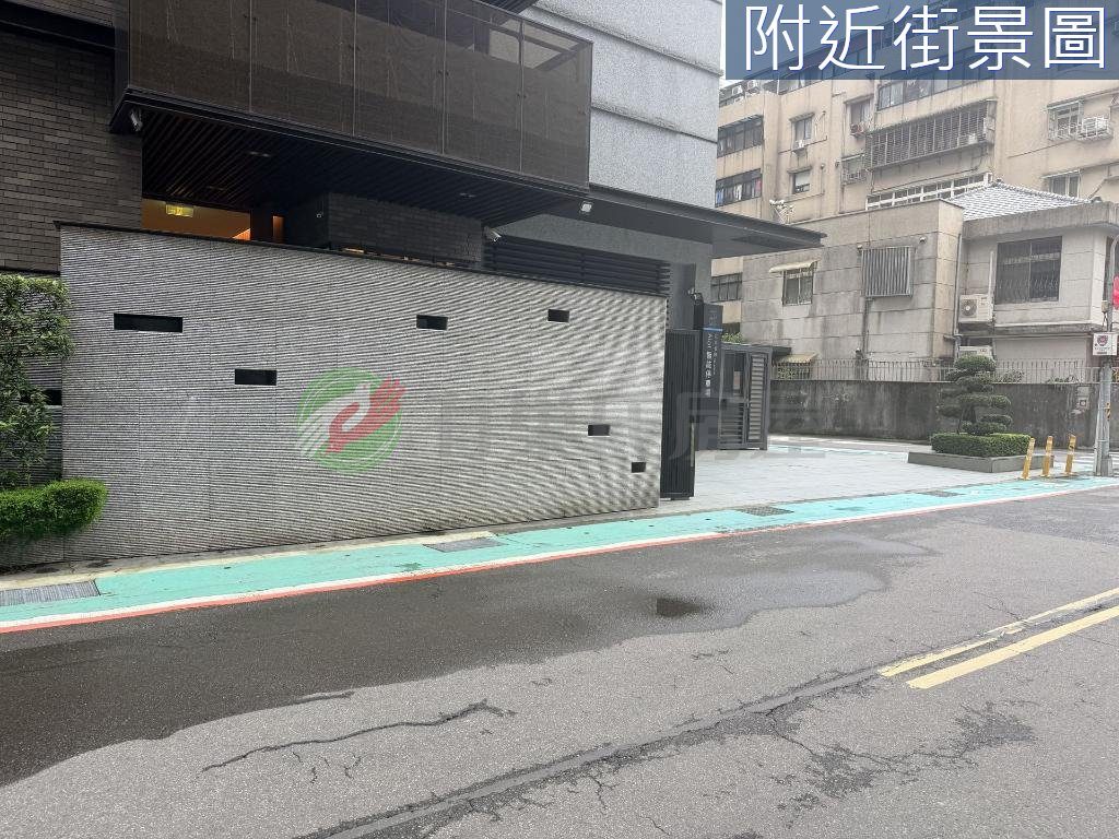 敦南蛋黃區｜AI智慧停車塔｜敦南綠舞停車塔（第 5 張，共 6 張）