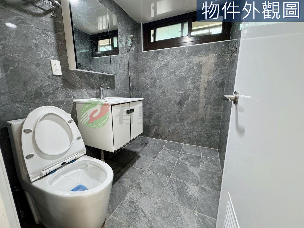 北區篤行路全新整理精美三樓公寓大套房A 縮圖 6