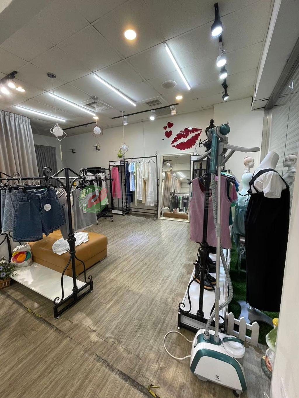 狀元家庭雙店面大面寬含連號雙車（第 5 張，共 6 張）