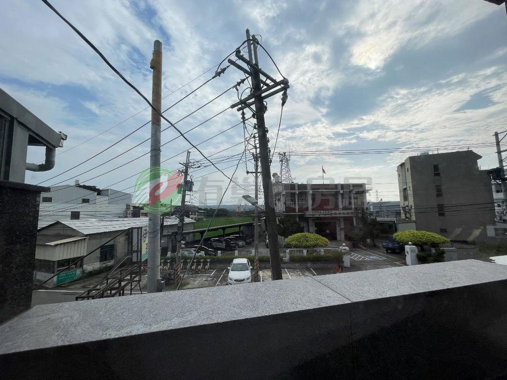 翔生安築三面採光臨路邊間雙車透天別墅 縮圖 6