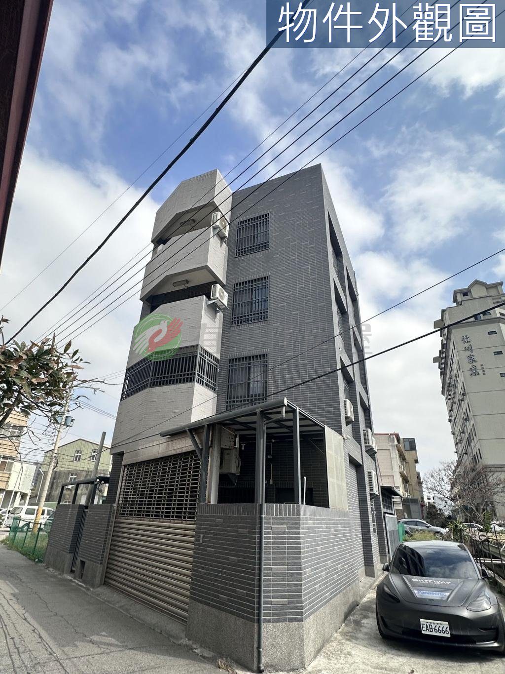 清水國中旁｜獨棟臨路多車透天別墅套房