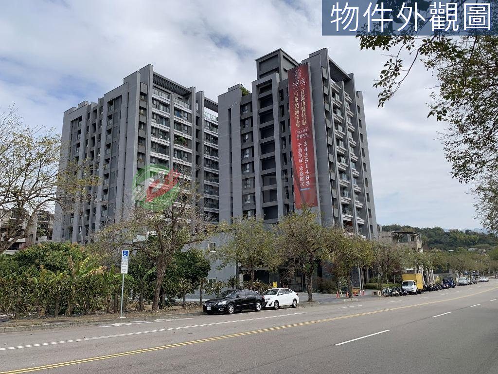北屯廍子公園旁四月泊樂三房平車裝潢戶（第 2 張，共 6 張）
