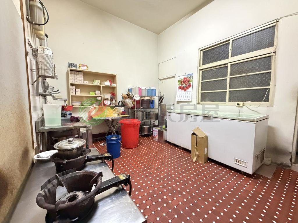 草屯市中心稀有釋出透店現成包租公包租婆（第 3 張，共 5 張）