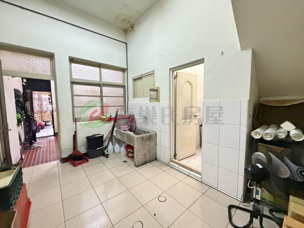 草屯市中心稀有釋出透店現成包租公包租婆（第 5 張，共 5 張）