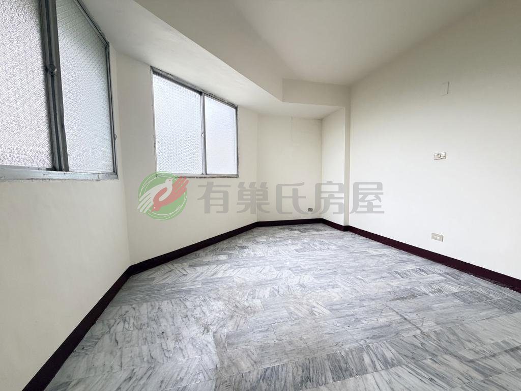 西區自住兼投資聖品，手慢真的會被秒殺！（第 2 張，共 5 張）