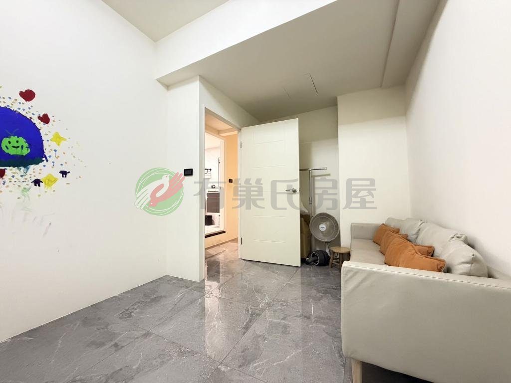 西區三中名廈，科博勤美雙核心，精裝兩房首購天花板（第 2 張，共 5 張）