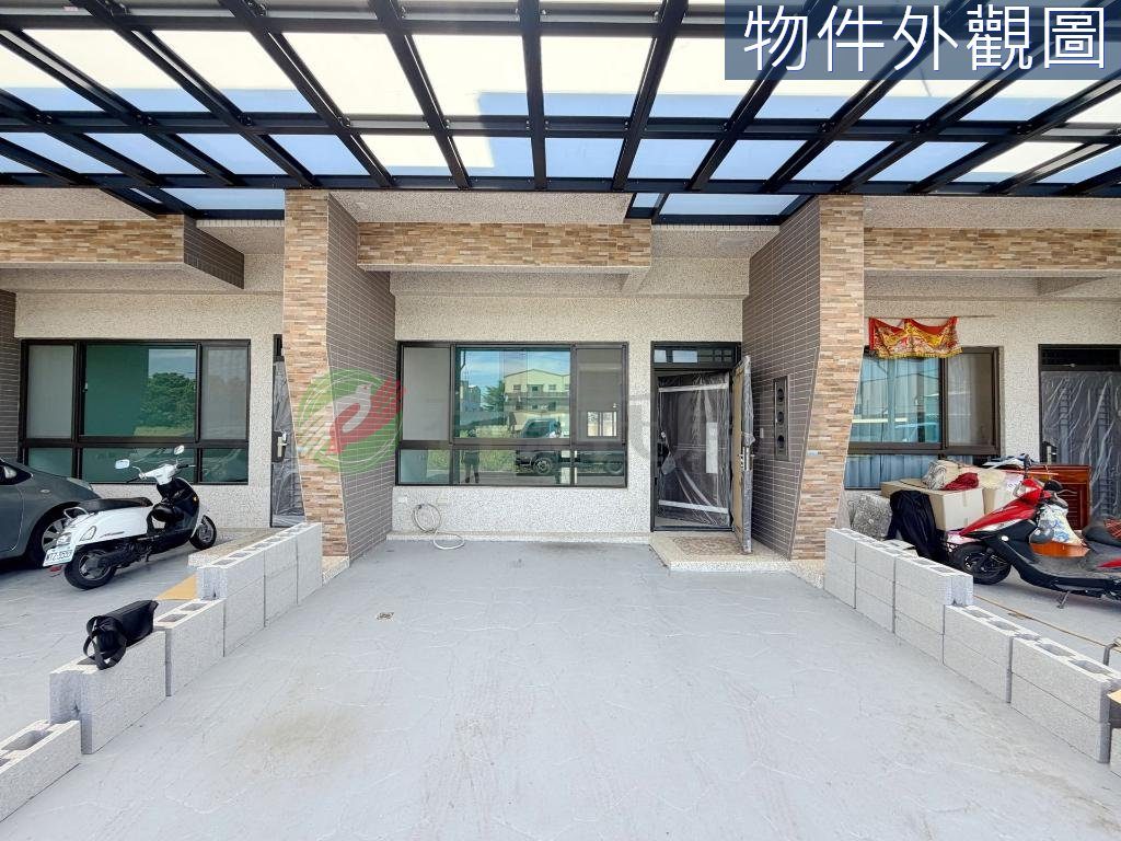 田尾長青墅C1｜全新三房透天｜前院停車（第 2 張，共 5 張）