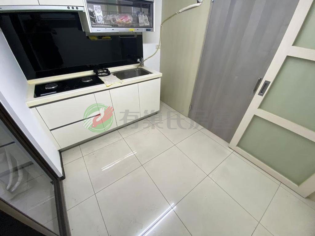 南屯嶺東彩虹城｜臨20米路黃金收租店面（第 3 張，共 6 張）
