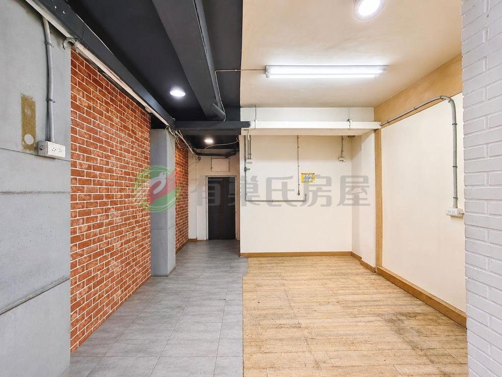 北區三民路一中街黃金店面＊已出租，買下直接賺＊（第 5 張，共 6 張）