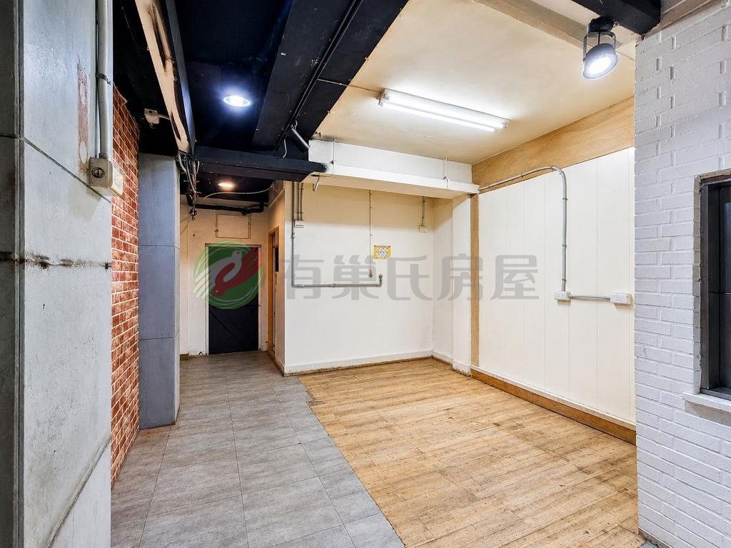 北區三民路一中街黃金店面＊已出租，買下直接賺＊ 縮圖 6