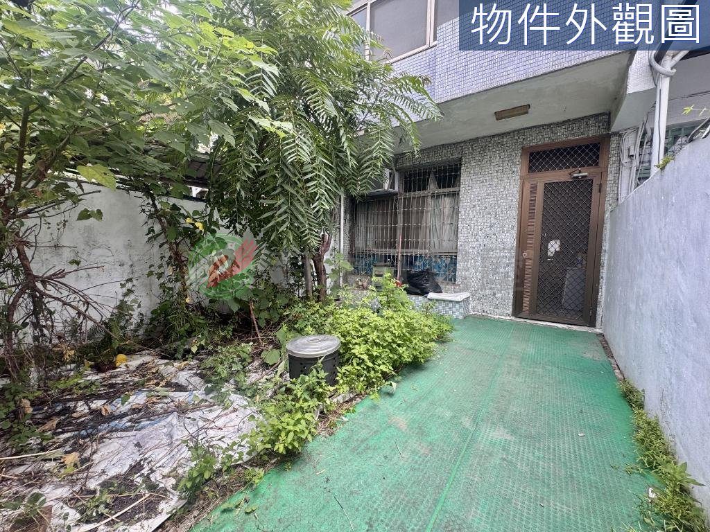 東山商圈一手屋主原屋況庭院透天（第 2 張，共 6 張）