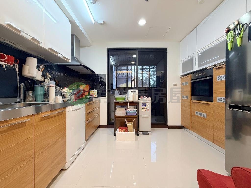順天敦凰｜四房三平車｜室內51坪｜雙主臥 縮圖 6