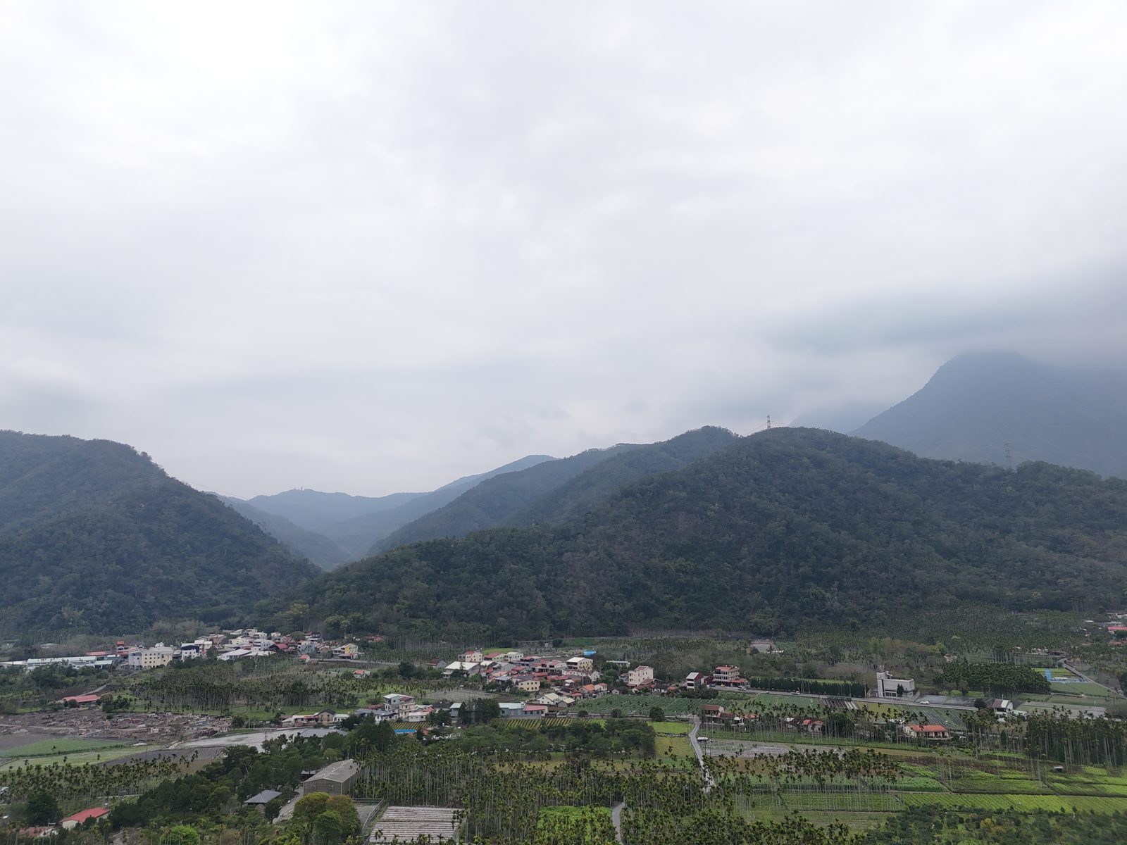 套房價買435坪大地坪農地 臨路格局方正好規劃（第 2 張，共 8 張）