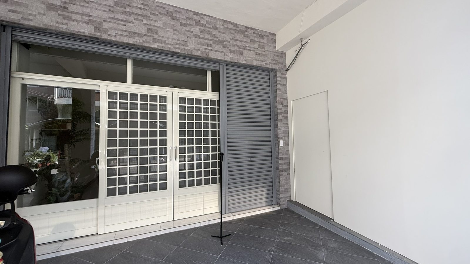 崇德大透天大坪數可停雙車全新整理住商用透店
